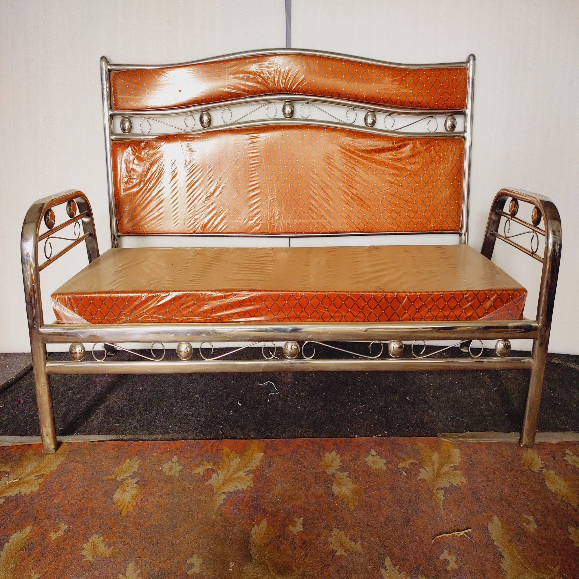 677905648cc7a-IT-193664668-3-seater-stainless-steel-banquet-sofa.jpg